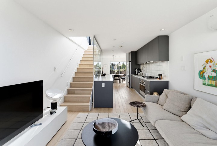 Photo 5 at 309 - 1647 E Pender Street, Hastings, Vancouver East