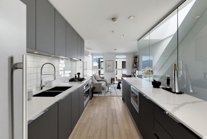 Photo 14 at 309 - 1647 E Pender Street, Hastings, Vancouver East
