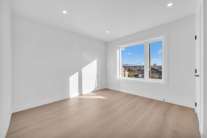 Photo 16 at 3036 E 5th Avenue, Renfrew VE, Vancouver East