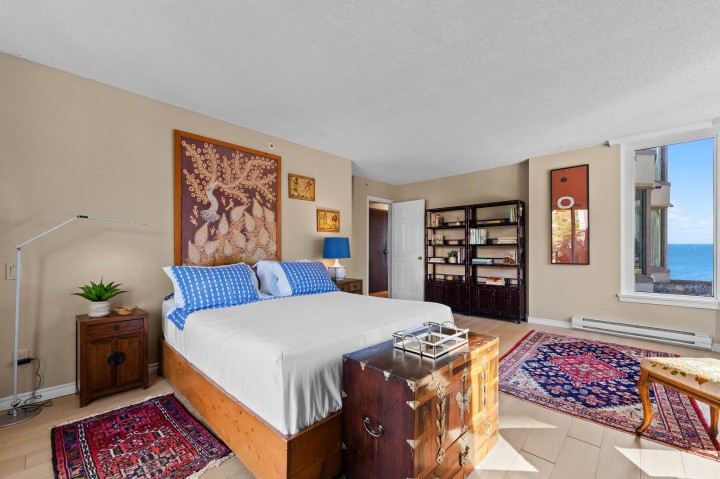 Photo 22 at 103 - 2280 Bellevue Avenue, Dundarave, West Vancouver