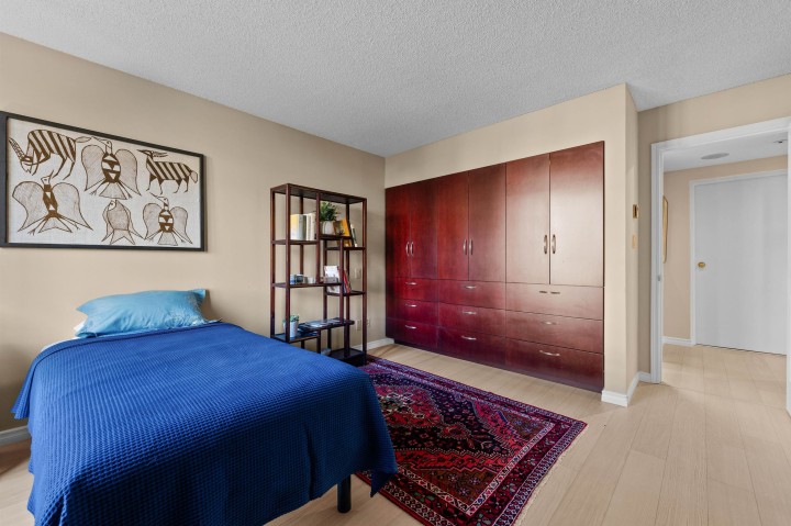 Photo 30 at 103 - 2280 Bellevue Avenue, Dundarave, West Vancouver