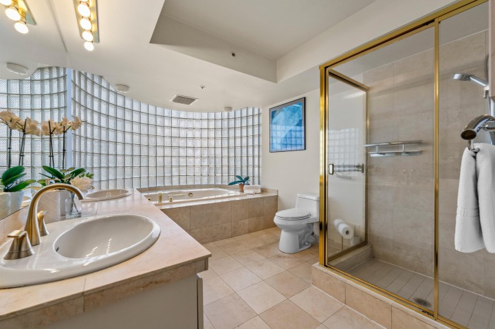 Photo 25 at 103 - 2280 Bellevue Avenue, Dundarave, West Vancouver