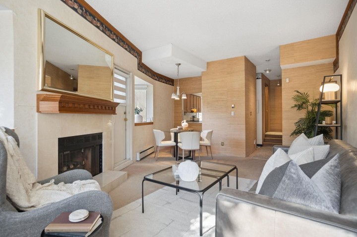 Photo 3 at 2 - 1115 W 10th Avenue, Fairview VW, Vancouver West