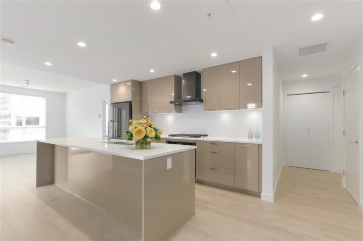 Photo 2 at 311 - 3581 Ross Drive, University VW, Vancouver West