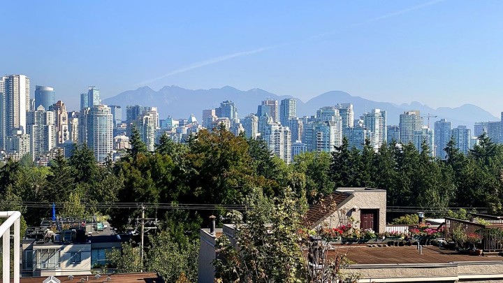 Photo 2 at 204 - 943 W 8th Avenue, Fairview VW, Vancouver West