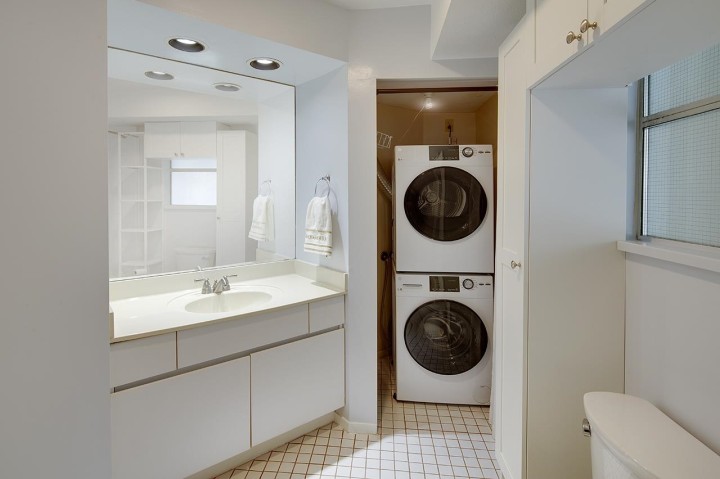 Photo 19 at 204 - 943 W 8th Avenue, Fairview VW, Vancouver West