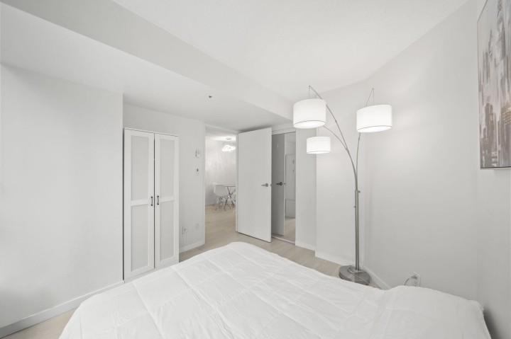 Photo 13 at 508 - 555 Jervis Street, Coal Harbour, Vancouver West