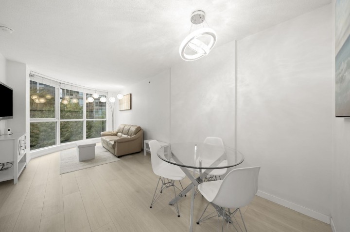 Photo 7 at 508 - 555 Jervis Street, Coal Harbour, Vancouver West