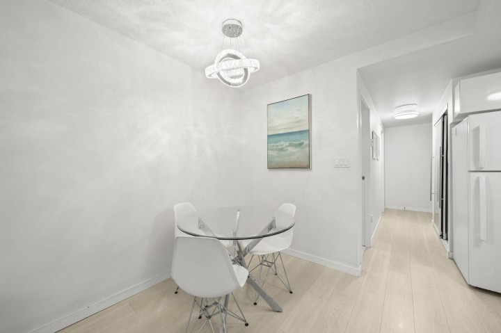 Photo 8 at 508 - 555 Jervis Street, Coal Harbour, Vancouver West