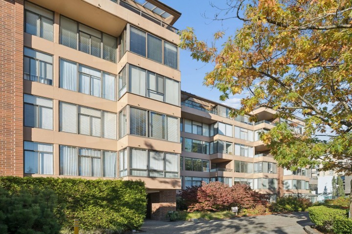 Photo 17 at 111 - 2101 Mcmullen Avenue, Quilchena, Vancouver West
