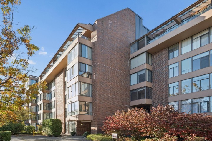 Photo 16 at 111 - 2101 Mcmullen Avenue, Quilchena, Vancouver West