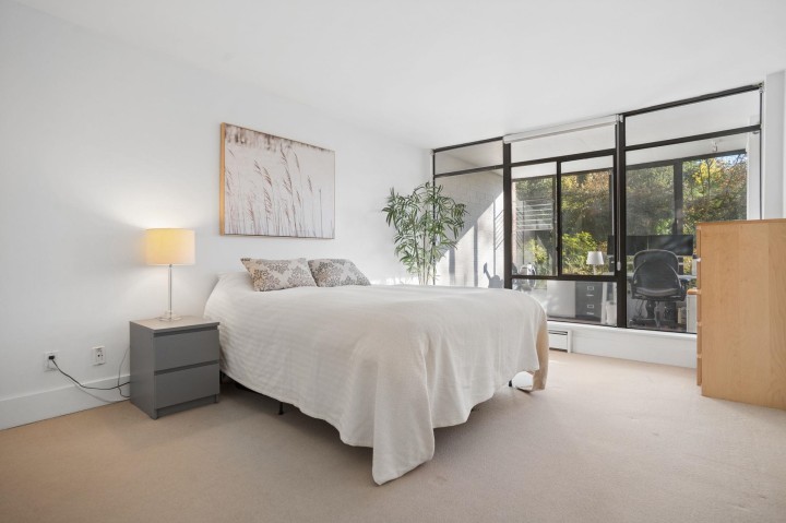 Photo 9 at 111 - 2101 Mcmullen Avenue, Quilchena, Vancouver West