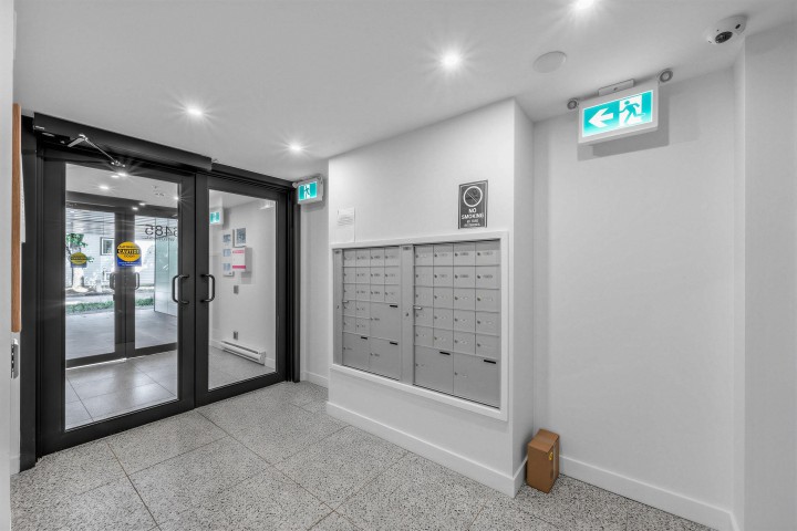 Photo 32 at 504 - 6485 Manitoba Street, Oakridge VW, Vancouver West