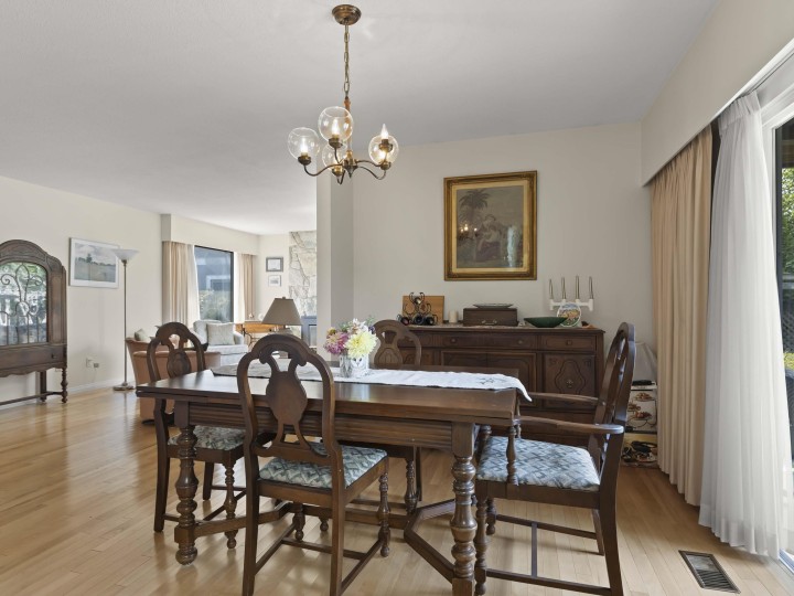 Photo 10 at 4041 W 39th Avenue, Dunbar, Vancouver West
