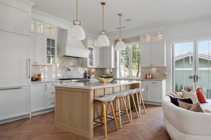 Photo 1 at 2 - 127 W 17th Avenue, Cambie, Vancouver West