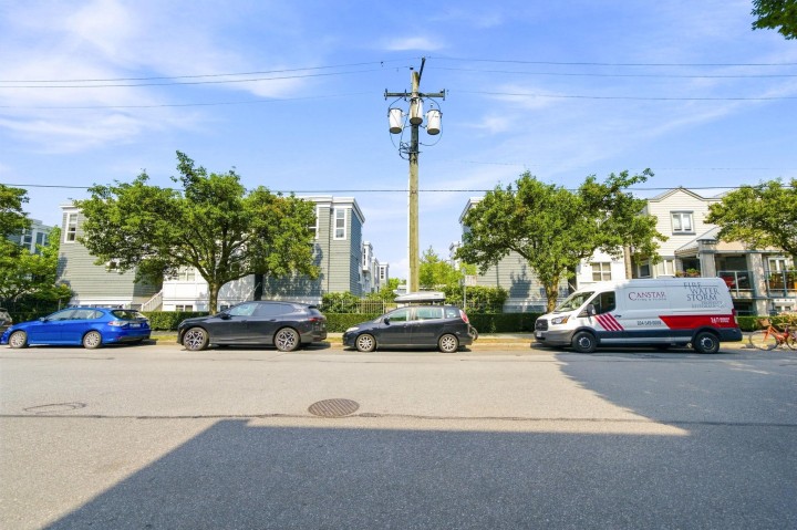 Photo 29 at 101 - 657 W 7th Avenue, Fairview VW, Vancouver West