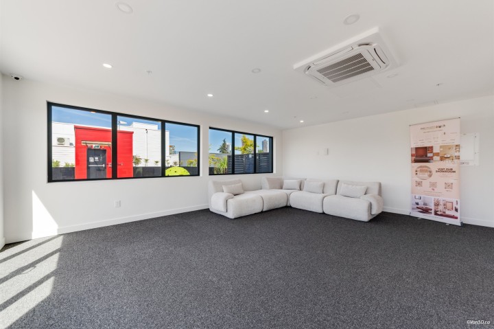 Photo 37 at 202 - 6485 Manitoba Street, Oakridge VW, Vancouver West