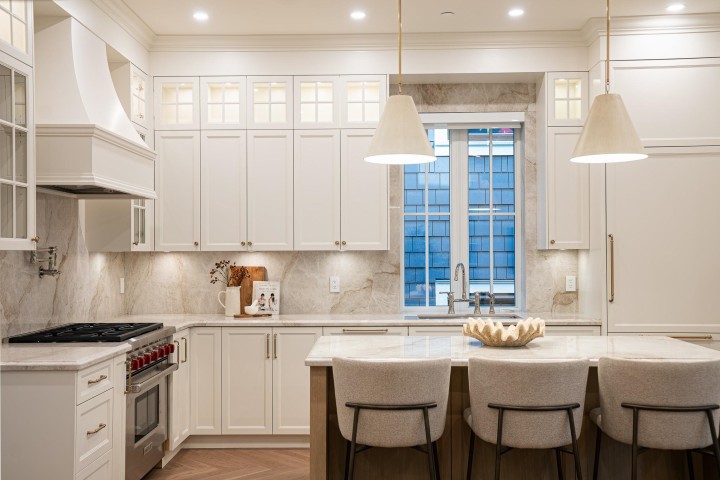 Photo 3 at 1 - 127 W 17th Avenue, Cambie, Vancouver West