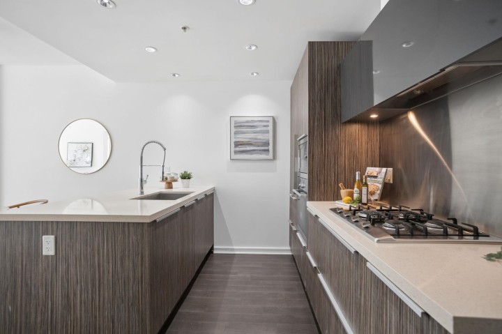 Photo 6 at 606 - 1661 Ontario Street, False Creek, Vancouver West