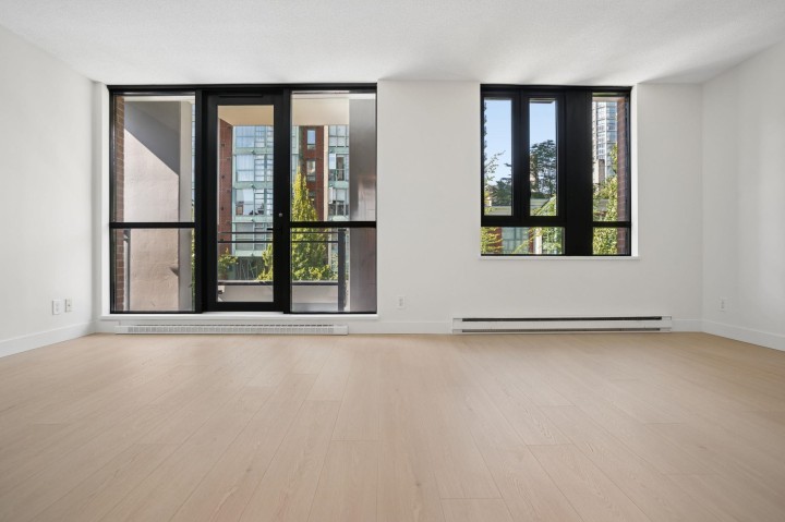 Photo 14 at TH938 Homer Street, Yaletown, Vancouver West