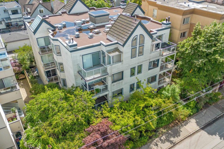 Photo 24 at 101 - 3270 W 4th Avenue, Kitsilano, Vancouver West