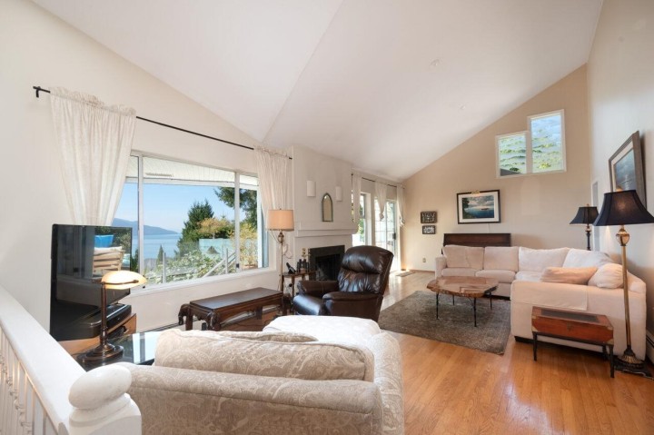 Photo 6 at 25 Tidewater Way, Lions Bay, West Vancouver