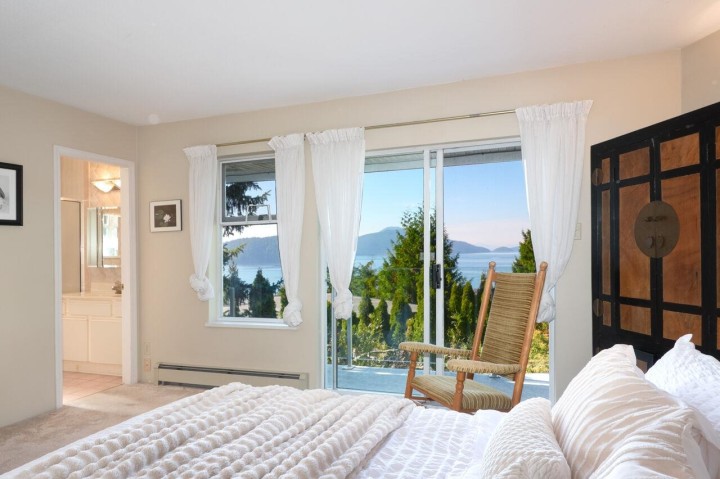 Photo 12 at 25 Tidewater Way, Lions Bay, West Vancouver