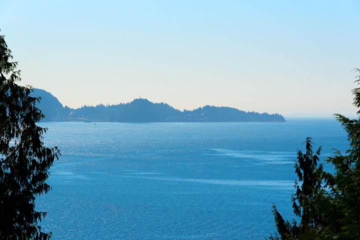Photo 5 at 25 Tidewater Way, Lions Bay, West Vancouver