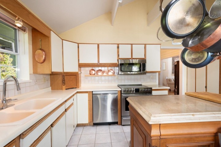 Photo 9 at 25 Tidewater Way, Lions Bay, West Vancouver