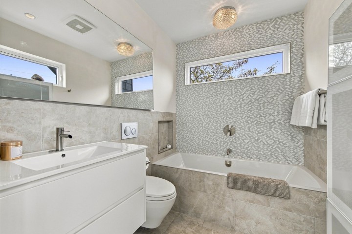 Photo 28 at 2505 Adanac Street, Renfrew VE, Vancouver East