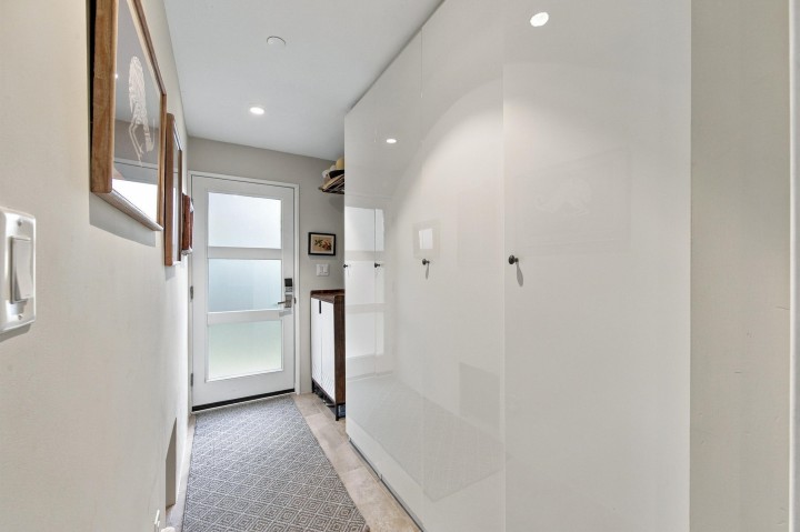 Photo 18 at 2505 Adanac Street, Renfrew VE, Vancouver East