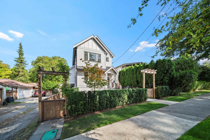 Photo 34 at 1131 E 23rd Avenue, Knight, Vancouver East