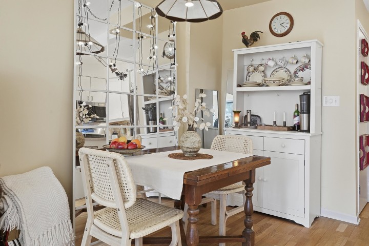 Photo 13 at 123 - 3440 W Broadway, Kitsilano, Vancouver West