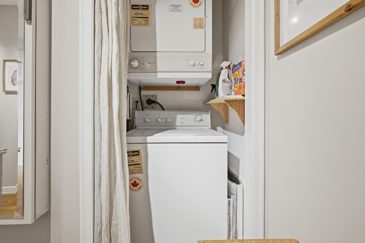 Photo 32 at 123 - 3440 W Broadway, Kitsilano, Vancouver West