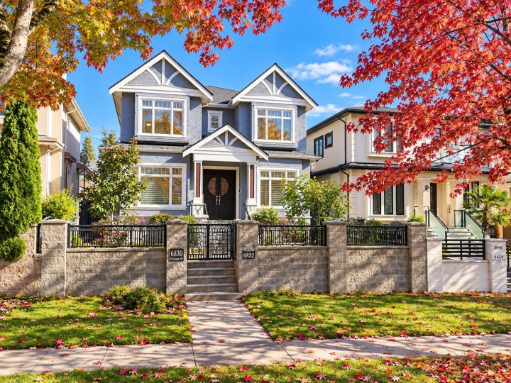 Photo 1 at 6830 Vivian Street, Killarney VE, Vancouver East