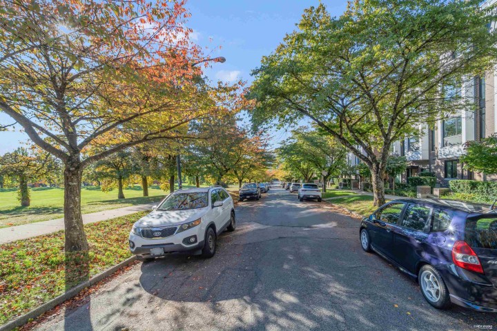 Photo 31 at 7637 Yukon Street, Marpole, Vancouver West