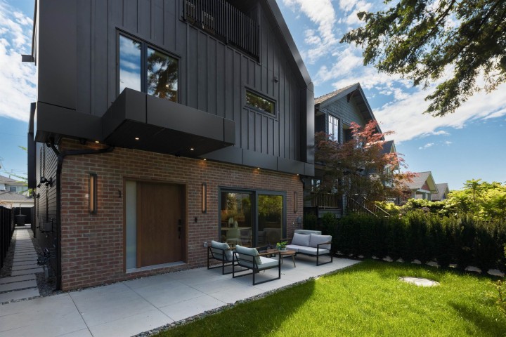 Photo 3 at 1 - 258 E 19 Avenue, Main, Vancouver East