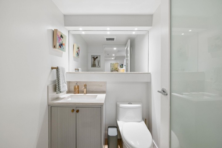 Photo 23 at 304 - 1477 Fountain Way, False Creek, Vancouver West
