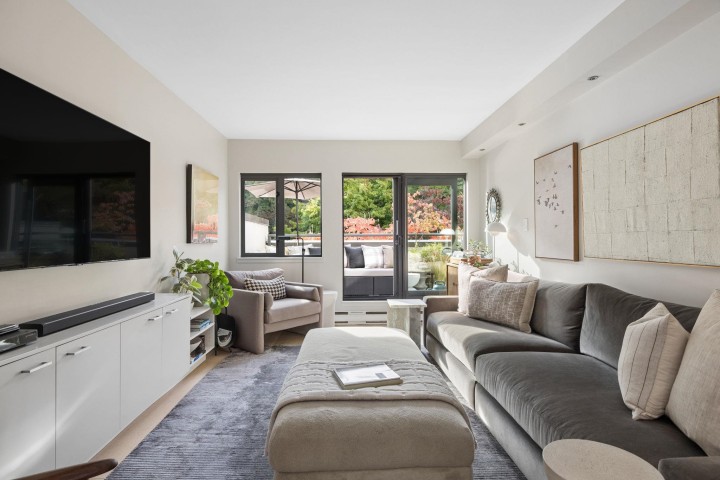 Photo 1 at 304 - 1477 Fountain Way, False Creek, Vancouver West