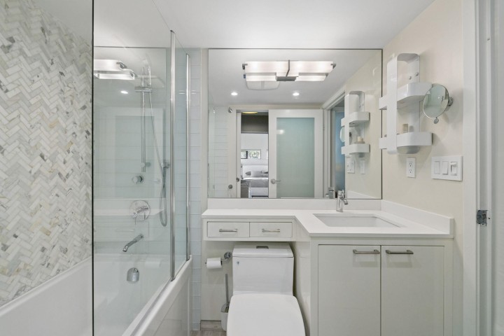 Photo 18 at 304 - 1477 Fountain Way, False Creek, Vancouver West