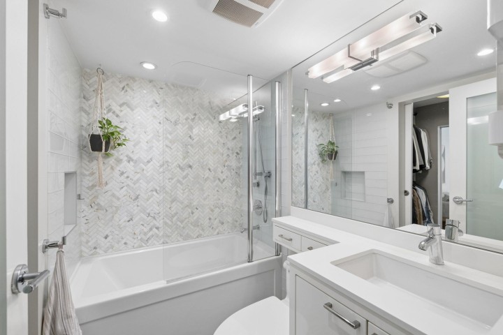 Photo 19 at 304 - 1477 Fountain Way, False Creek, Vancouver West