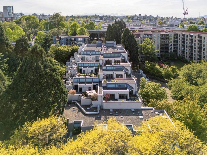 Photo 29 at 304 - 1477 Fountain Way, False Creek, Vancouver West