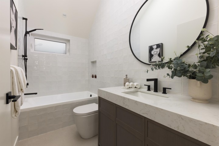 Photo 17 at 1 - 141 E 22nd Avenue, Main, Vancouver East