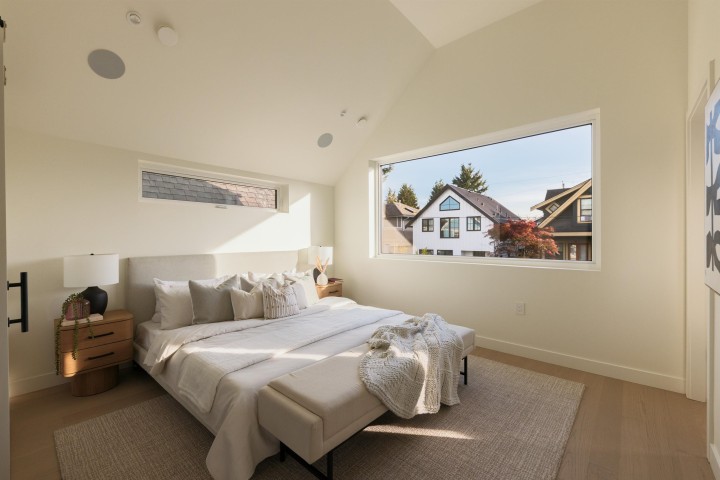 Photo 19 at 1 - 141 E 22nd Avenue, Main, Vancouver East