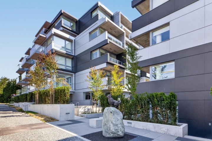 Photo 1 at 601 - 8080 Oak Street, Marpole, Vancouver West
