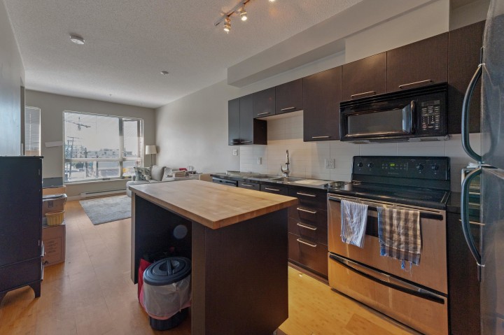 Photo 15 at 308 - 205 E 10th Avenue, Mount Pleasant VE, Vancouver East