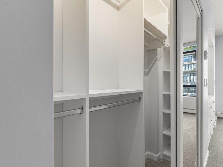 Photo 23 at 701 - 289 Drake Street, Yaletown, Vancouver West