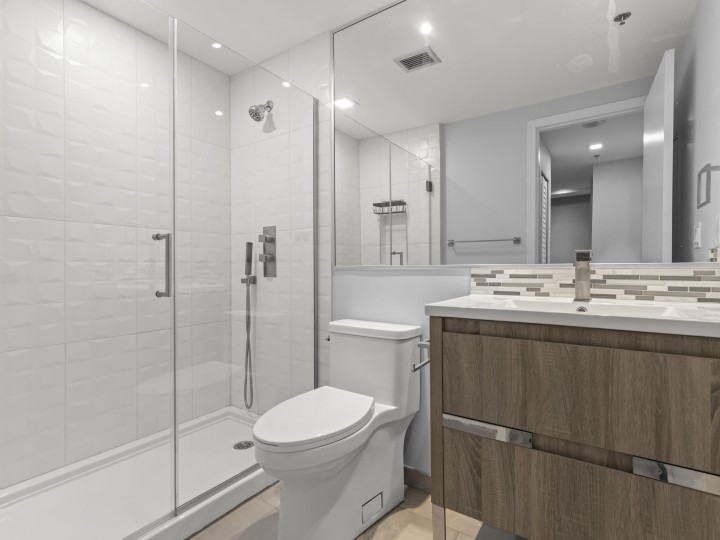 Photo 30 at 701 - 289 Drake Street, Yaletown, Vancouver West