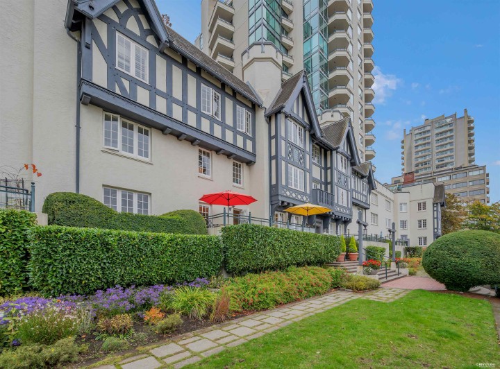 Photo 1 at 103 - 1311 Beach Avenue, West End VW, Vancouver West