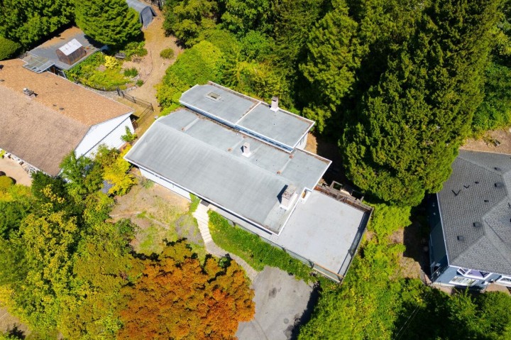 Photo 33 at 1241 Nepal Crescent, Ambleside, West Vancouver